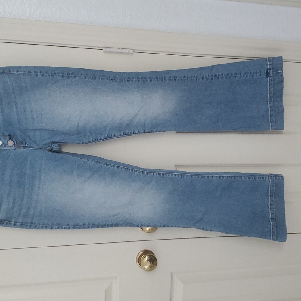 Driftwood Wyatt Blue Jeans